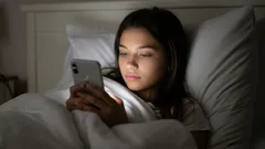 Studie visar att ständigt scrollande i sociala medier påverkar oss negativt